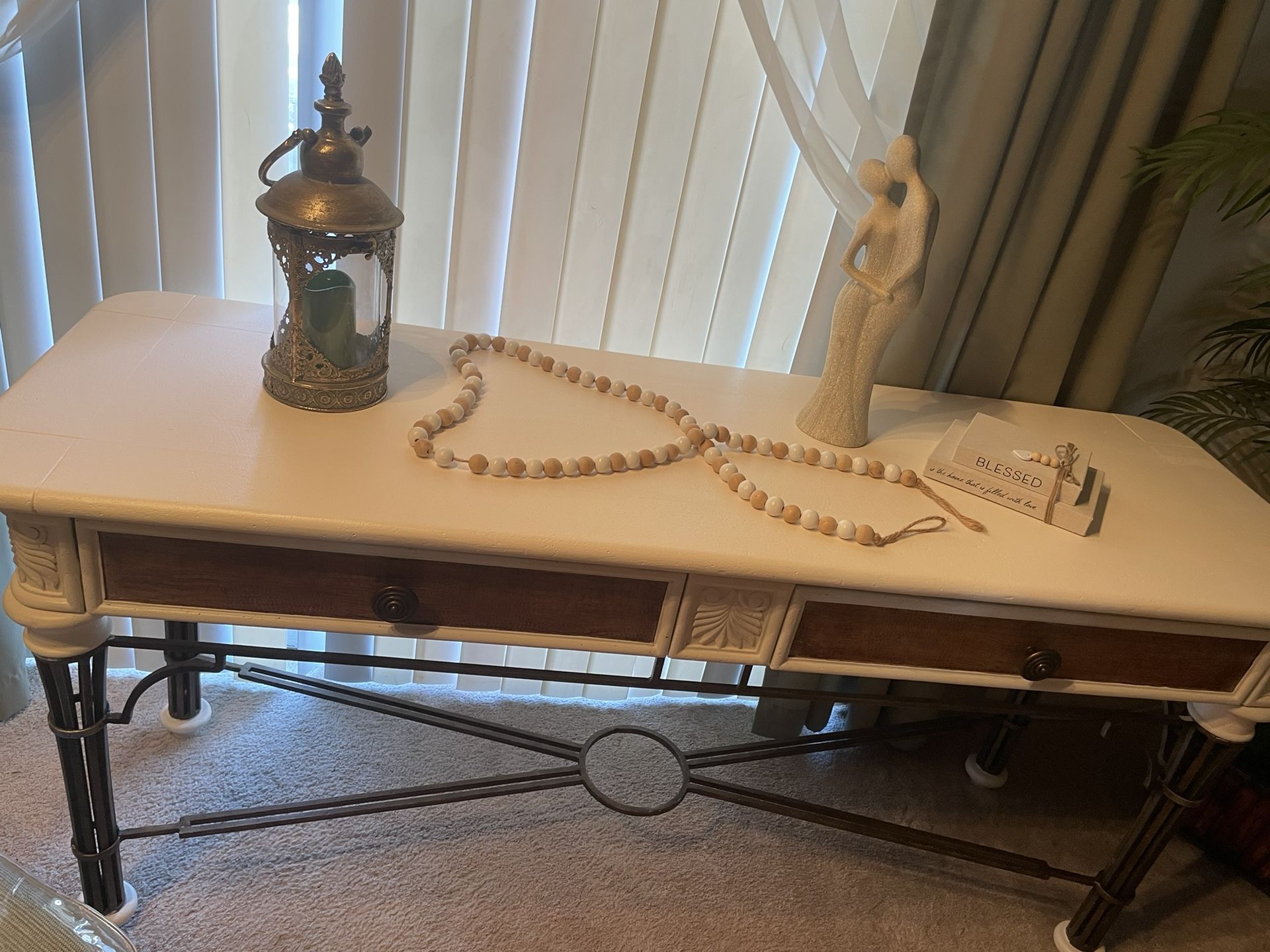 Console Table And Coffee Table