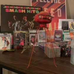Vintage Large  Toy Wind Up Robot 