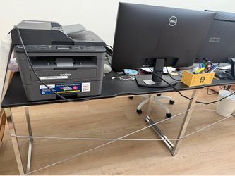 55” Black Office Desk - Excellent Condi