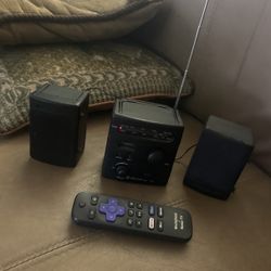 Mimi Radio With 2 Speakers new Battles Included Perfect For Beach, Pool Work Or Office $7 