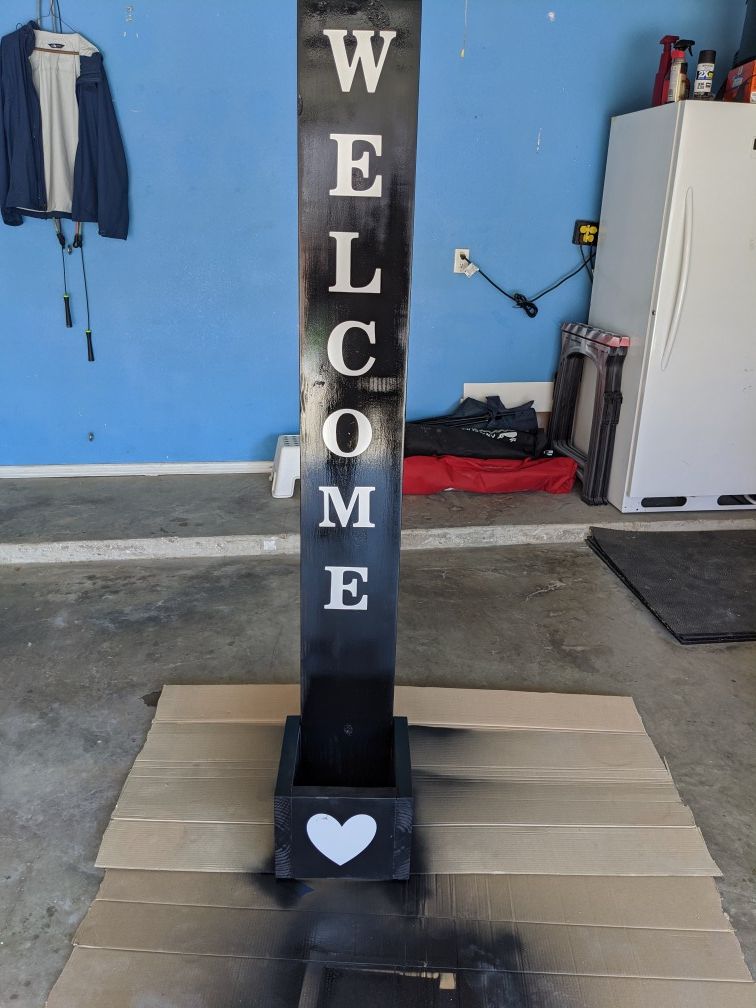 Welcome sign ( with planter box )