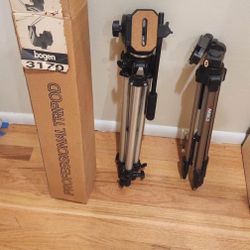 Bogen 3170 professional tripod and Ambico tripod
