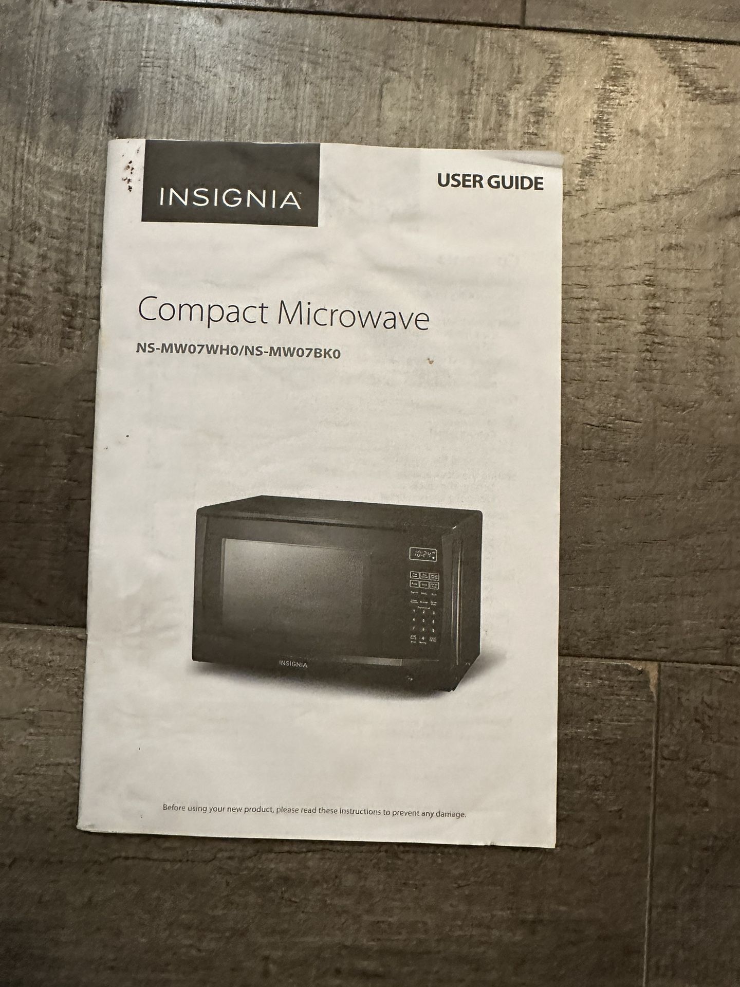 Microwave 1.1 Cu Ft, Black Insignia NS-MW11BK0 for Sale in Seattle, WA -  OfferUp