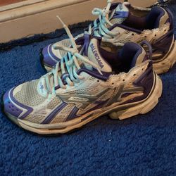 Balenciaga Runners Purple Grey Size 43