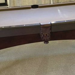 Connelly 7 Foot Ball and Claw Pool Table
