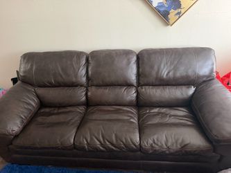 Brown leather couch and love seat set - Need Gone Today -
