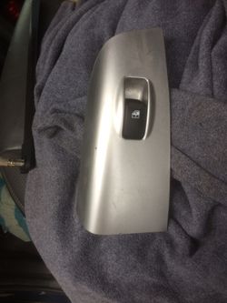 2006 Kia Sportage pasenger door from o rear door window switch