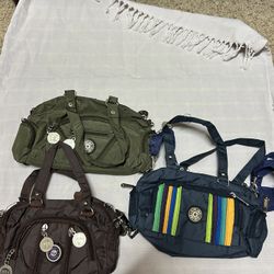 Each Handbag $4