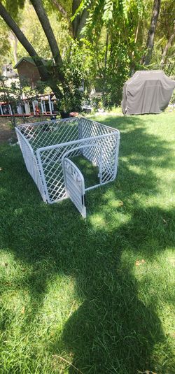 Small dog pen