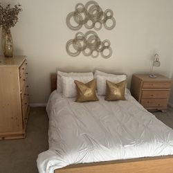 Queen Bedroom Set