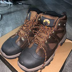 Steel toe boots