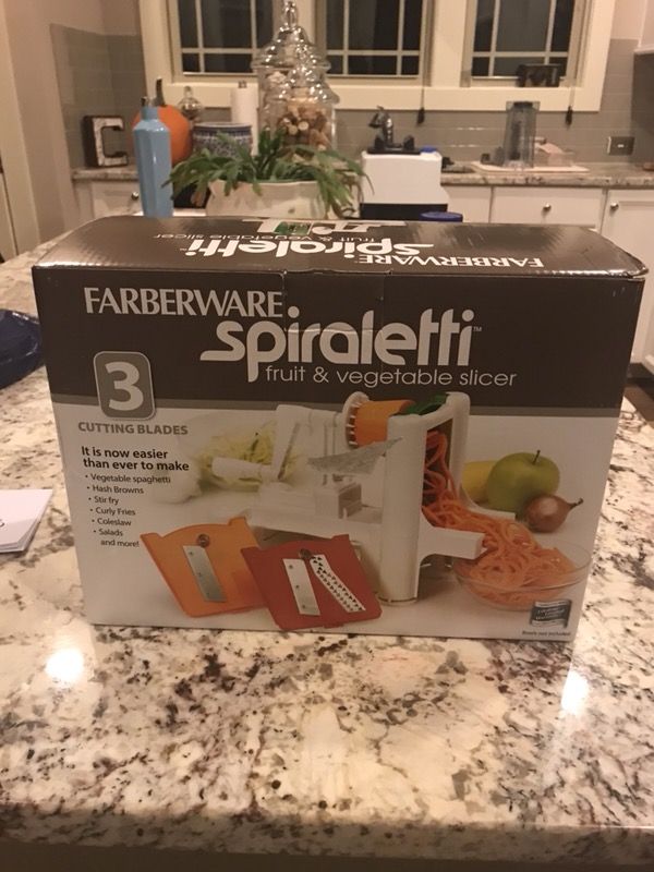 Farberware Spiraletti Fruit and Vegetable Slicer 3 cutting Blades