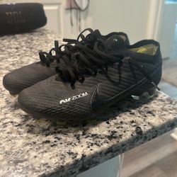 Nike Mercurial Vapor 15 Elite Size 7 