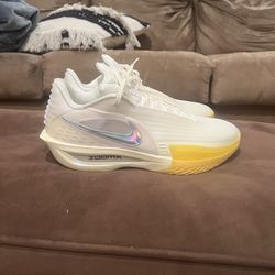 Nike Gt Cut 3 Turbo Brand new size 9