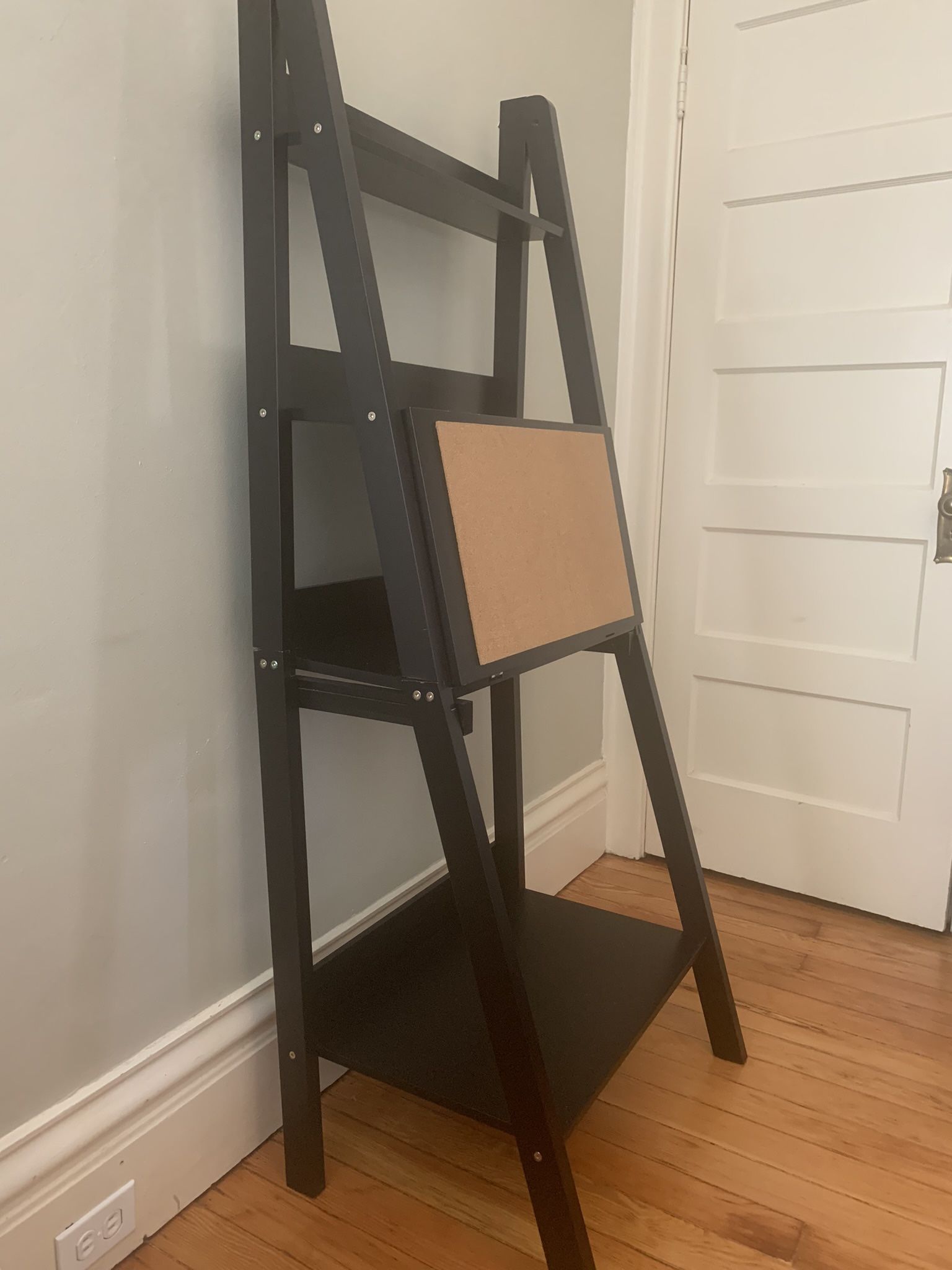 Shelf/bookcase