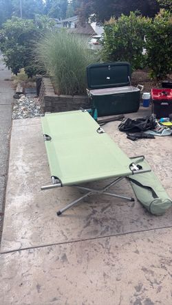 Camp cot