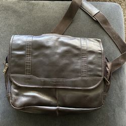 Samsonite Leather Messenger Bag $40