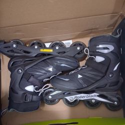 Men's 9 Roller Blades 