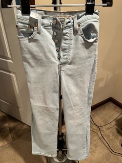 Levi's Ribcage Straight Ankle Jeans