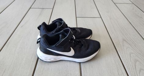 Kids nike shoes