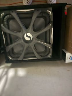 Kicker Solo-Baric Subwoofer in Ported Box