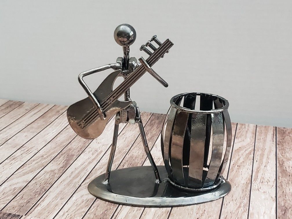 Metal Guitar Player Pen/Pencil Holder