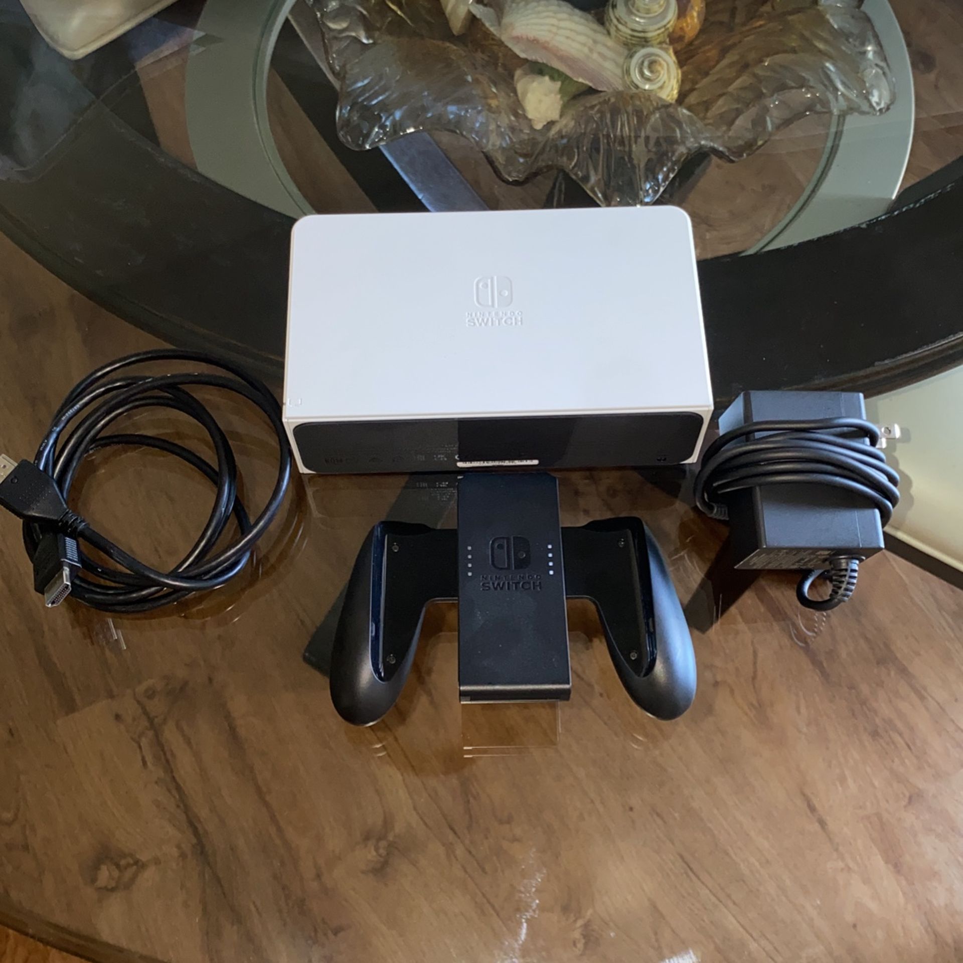 Nintendo Switch OLED dock & Accessories