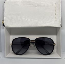 ALL NEW QUAYS ON MY PAGE $40 EACH - BLK/SMOKEFADE ALL IN QUAY SUNGLASSES 