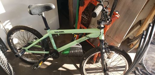 2007 Signal Mint Bmx Bike
