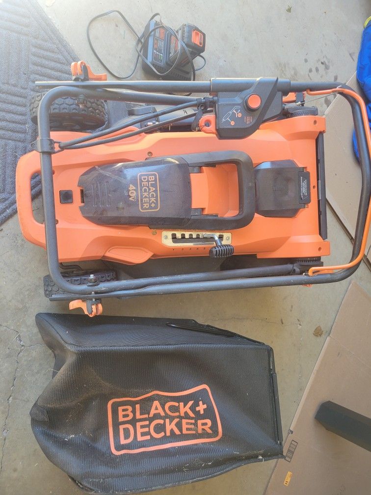 Lawn Mower With Battery And Charger