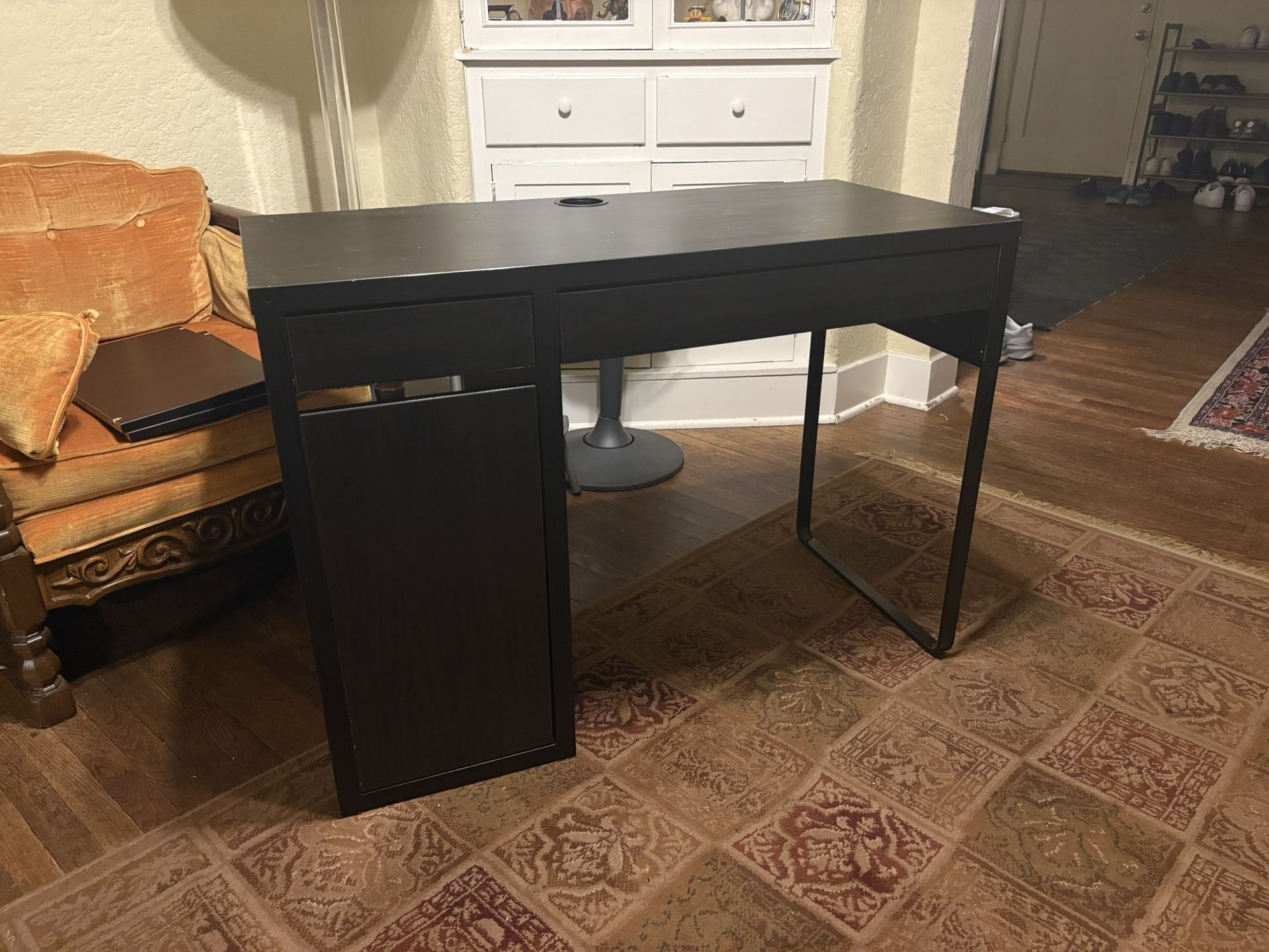 Free Desk