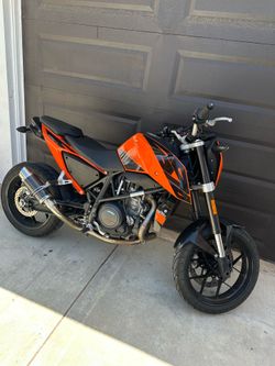 2017 KTM Duke 690