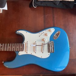 Squier Eléctric Guitar