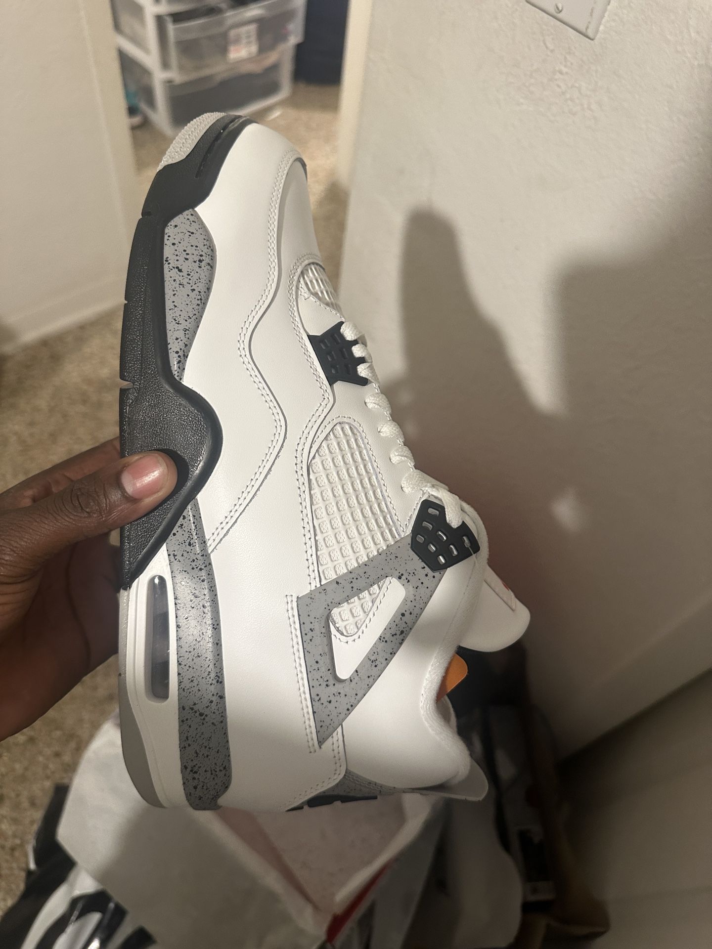 Jordan 4 White Cement