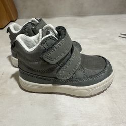 New Size 4M OSH Josh Toddler Boots