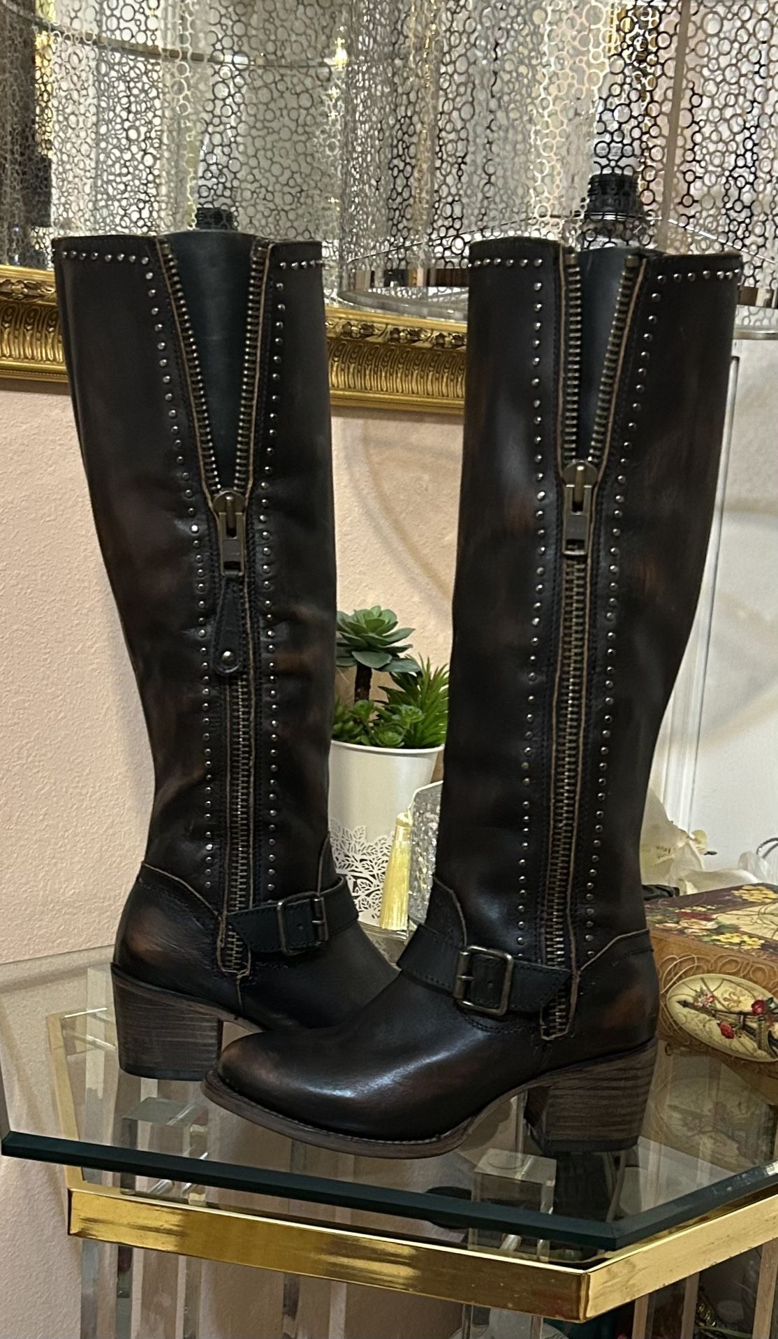 New Freebird by Steven Carson Black Leather Distressed Heeled Boots Size 6