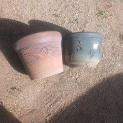 2 Ceramic Flower Pots Garden Pots 