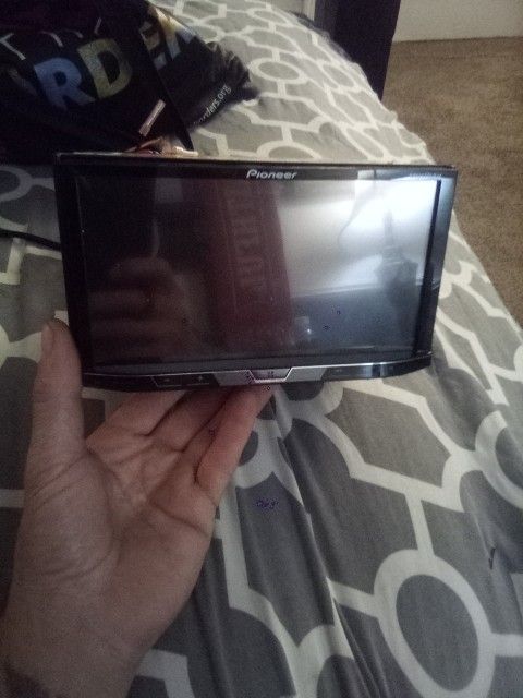 Pioneer Double Din Stereo