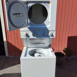Apartment Size Washer & Gas Dryer