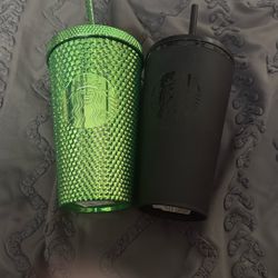 Starbucks Cups 