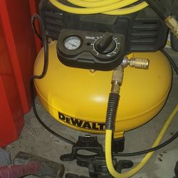 Air Compressor 