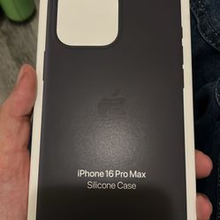 iPhone 16 Pro Max Silicone Case MagSafe 
