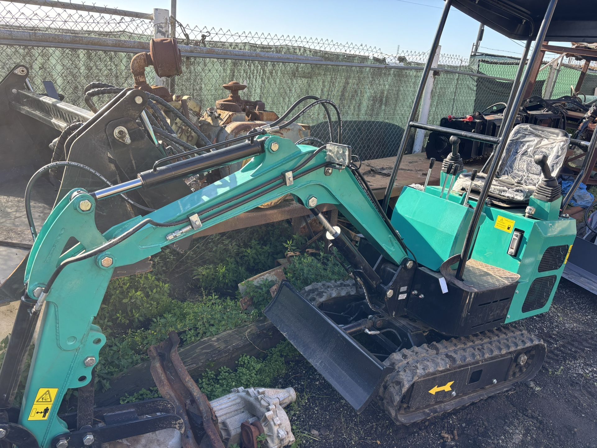 New Mini Excavator Pilot Controls 15 HP Gas Motor and a concrete breaker attachment available