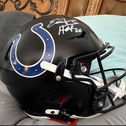 Indianapolis Colts Edgerrin James signed football helmet