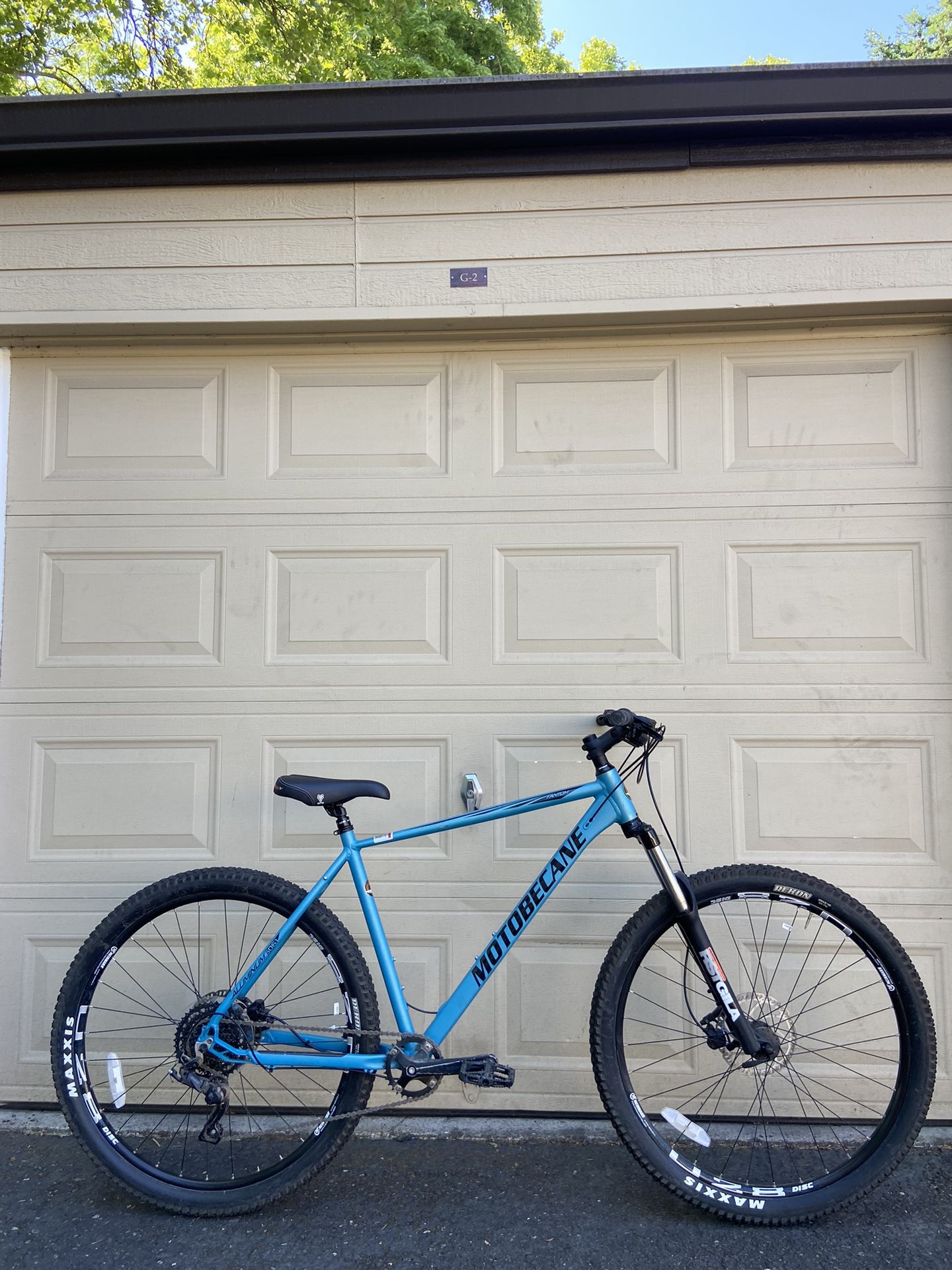 Motobecane Fantom 29" Mountain Bike - Men’s Bicycle Hydraulic Brakes Large Size