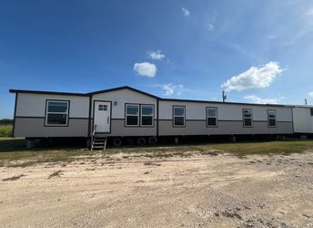 4-5 Bed | 3 FULL BATHS