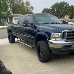 2004 Super Duty 350 4\4 Diesel