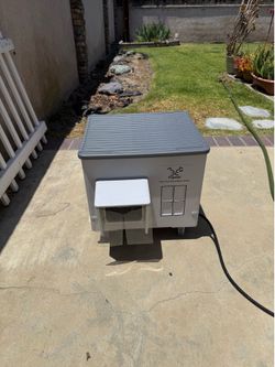 Heated Outdoor Cat House / Cat Shelter with Removable Roof
