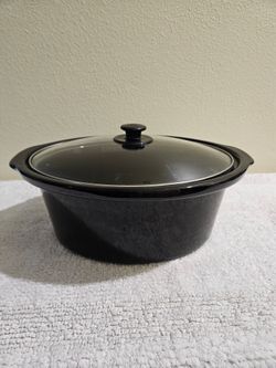Ceramic pot with glass lid