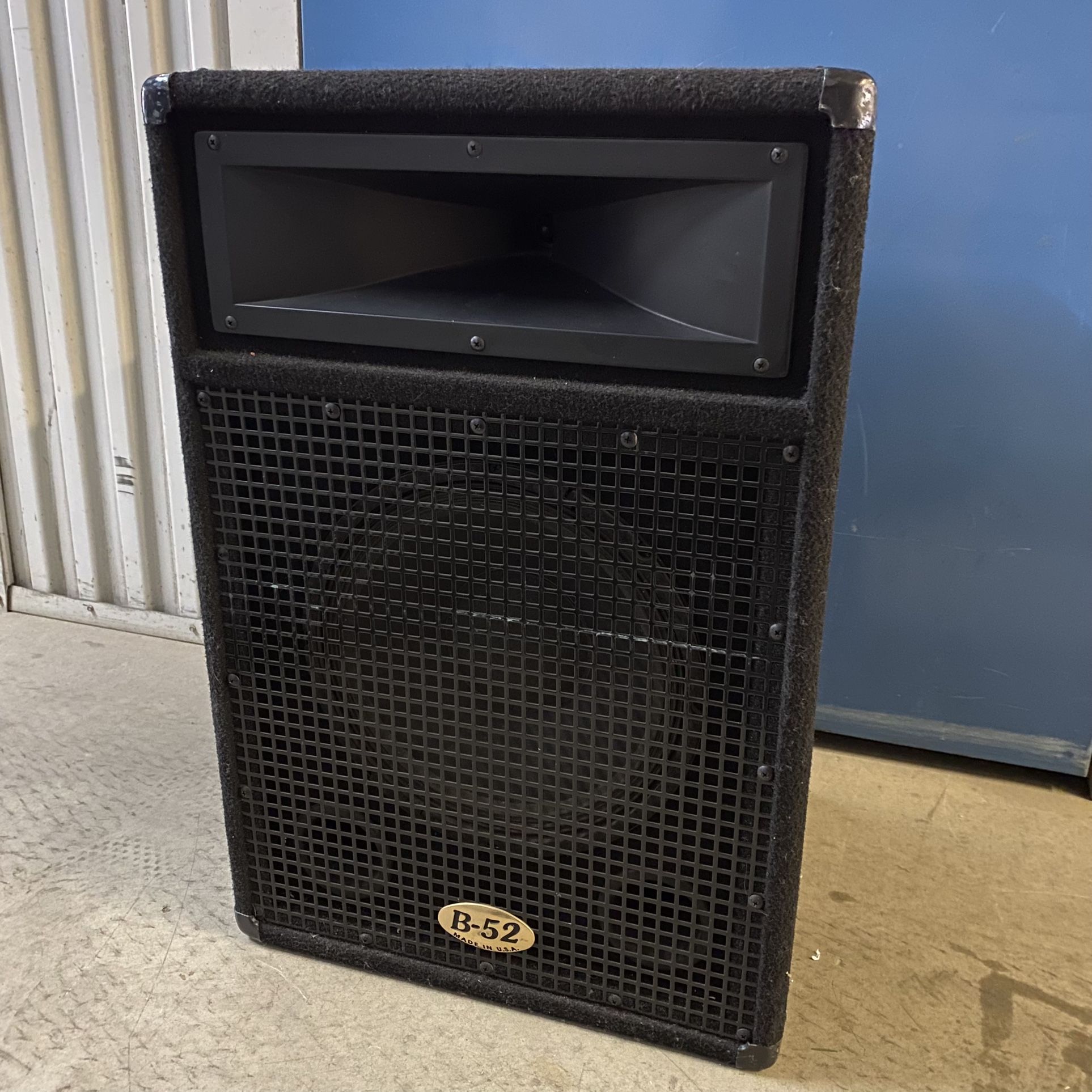 B-52 SR-12 300 Watt 2-Way Speaker
